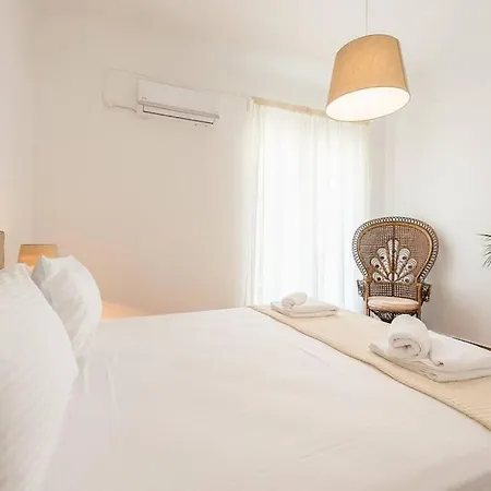 Appartamento Casa Pamisou near Attiki metro station Atene Esterno foto