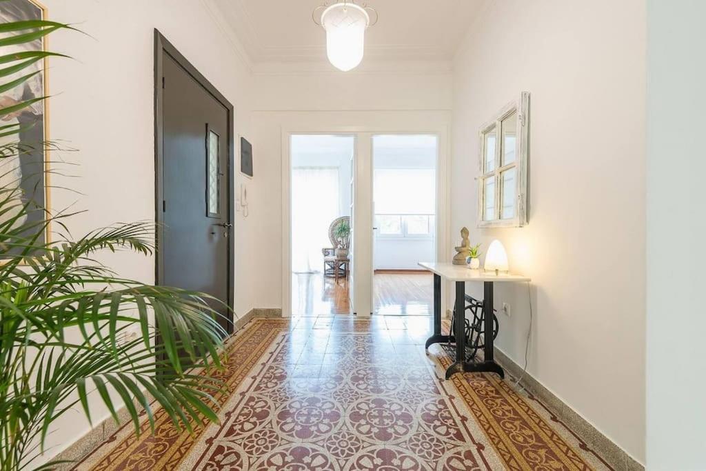 Casa Pamisou Near Attiki Metro Station